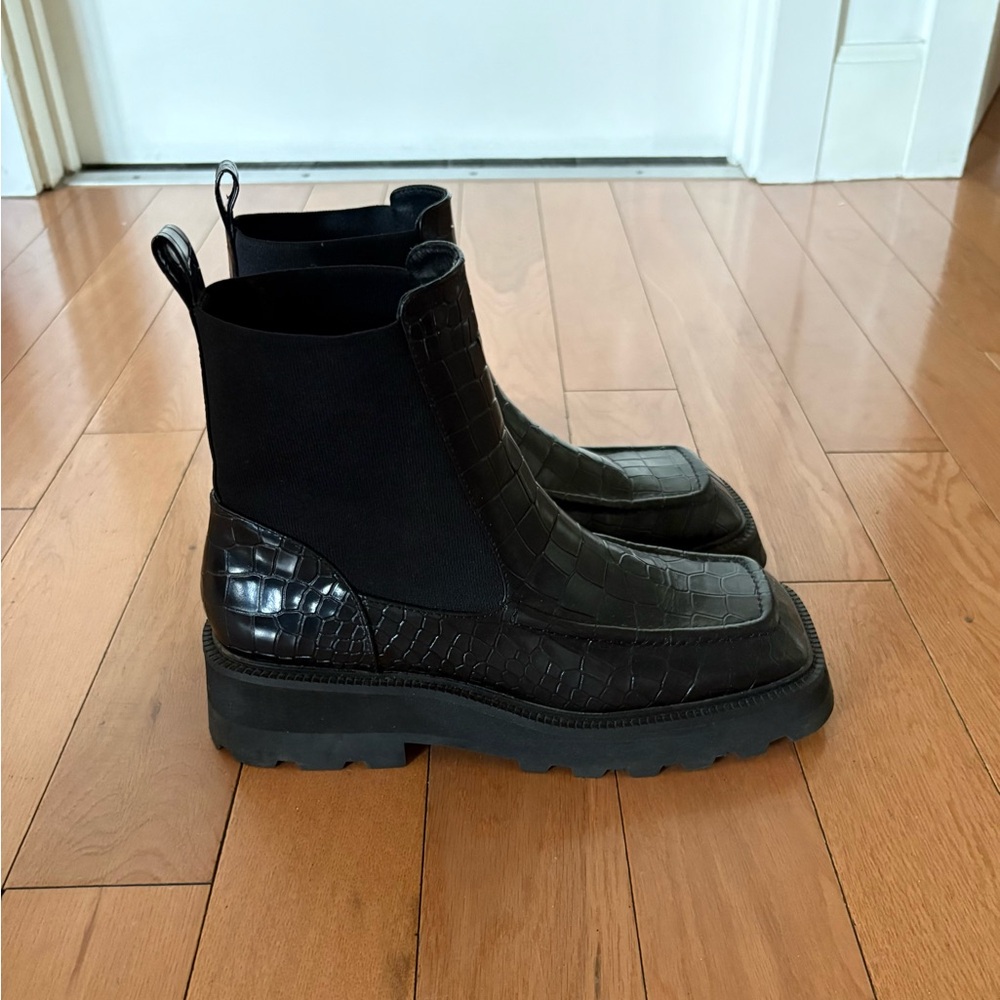 Intentionally Blank Black Croc-Embossed Platform Chelsea Boot - Women's - Picture 2 of 7